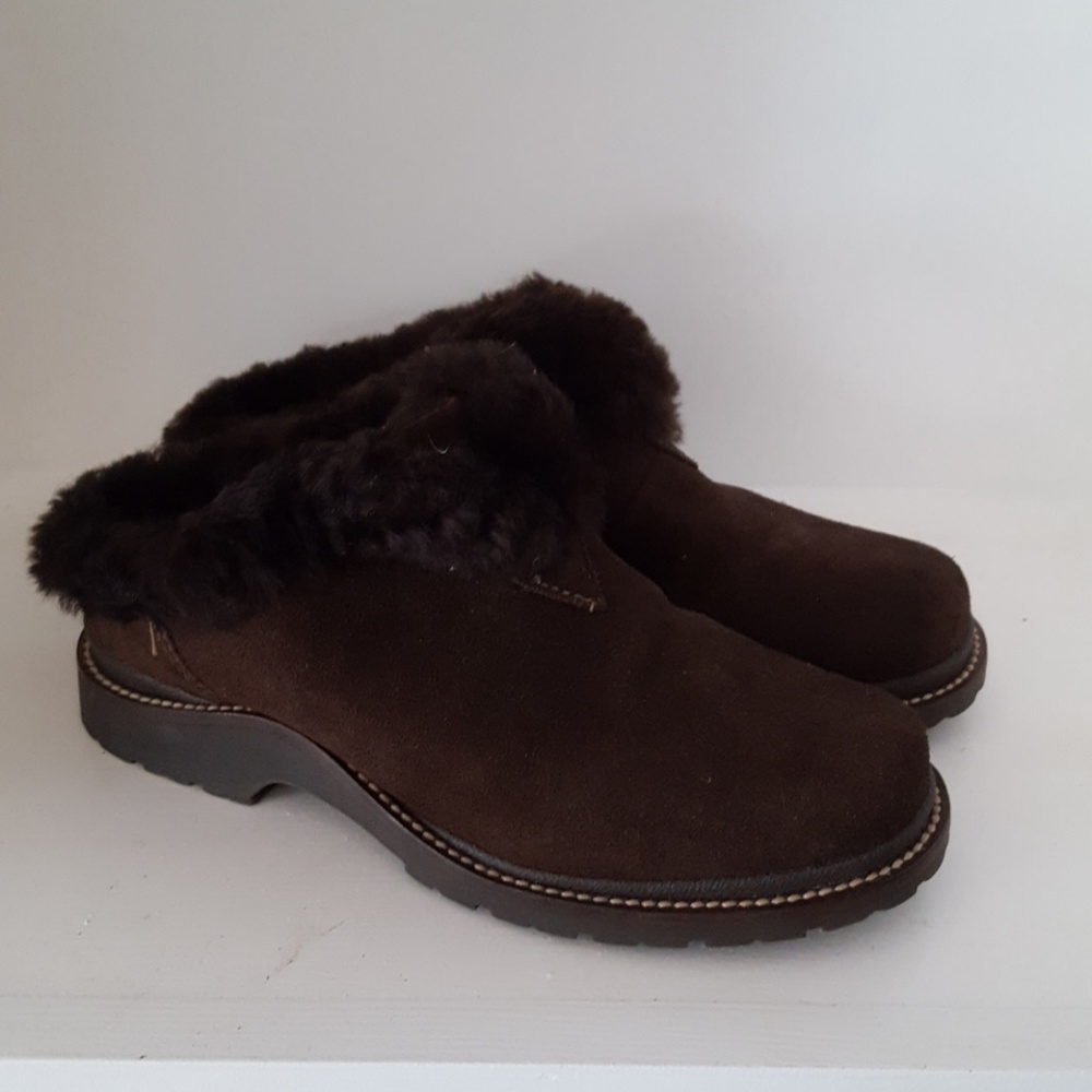 L.L. Bean fuzzy lined slip on shoes